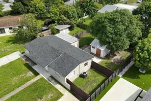 20611 NW 23rd Ct, Miami Gardens, FL 33056 - Photo 16