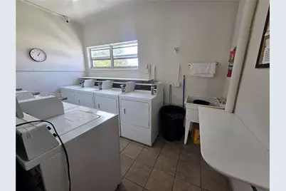 415 NE 2nd St #106, Hallandale Beach, FL 33009 - Photo 30