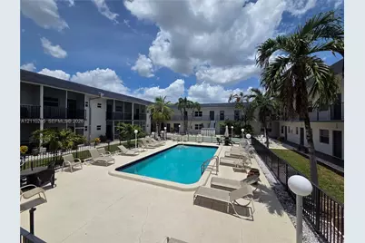 415 NE 2nd St #106, Hallandale Beach, FL 33009 - Photo 34