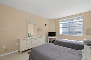 1950 S Ocean Dr, Hallandale Beach, FL 33009 - Photo 20