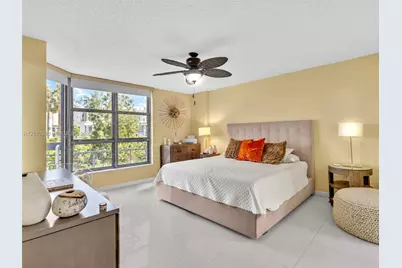 3530 Mystic Pointe Dr #303, Aventura, FL 33180 - Photo 10