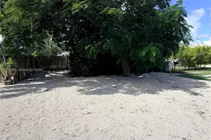 2416 SE 2nd St, Pompano Beach, FL 33062 - Photo 14