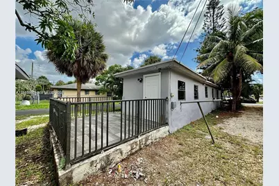 729 NW 19th Ave, Fort Lauderdale, FL 33311 - Photo 12