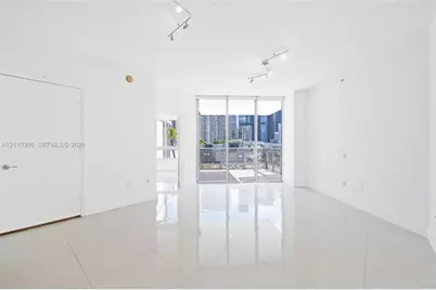 350 S Miami Ave #1106, Miami, FL 33130 - Photo 12