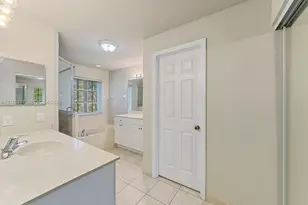 1966 NW 79th Terrace, Pembroke Pines, FL 33024 - Photo 24