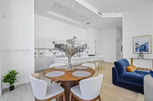 55 SW 9th St, Miami, FL 33130 - Photo 10