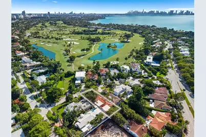 421 W 62nd St, Miami Beach, FL 33140 - Photo 2