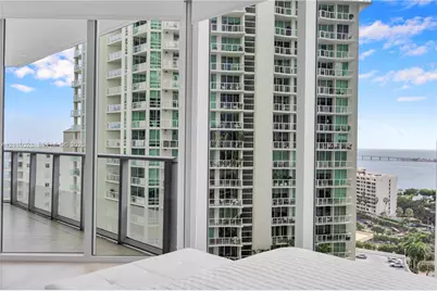 1300 Brickell Bay Dr #1603, Miami, FL 33131 - Photo 8