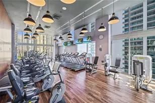 1300 Brickell Bay Dr, Miami, FL 33131 - Photo 14