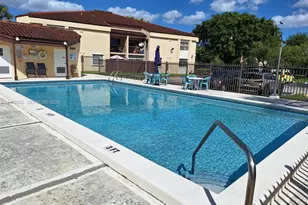 660 W Park Dr, Miami, FL 33172 - Photo 2