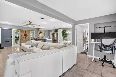 2100 SW 23rd Ter, Fort Lauderdale, FL 33312 - Photo 24