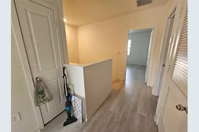 465 NE 12th St, Florida City, FL 33034 - Photo 28