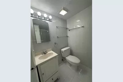 4845 NW 7th St #301-5, Miami, FL 33126 - Photo 12
