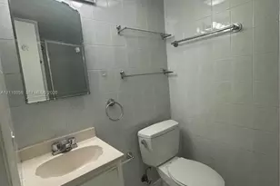 4845 NW 7th St, Miami, FL 33126 - Photo 12