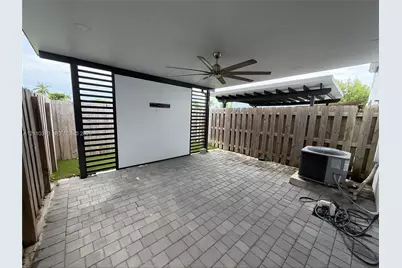 18062 SW 147th Ct, Miami, FL 33187 - Photo 8