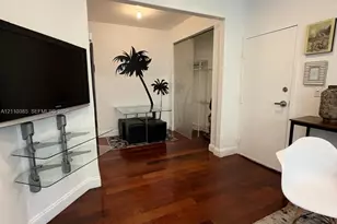 526 15th St, Miami Beach, FL 33139 - Photo 6