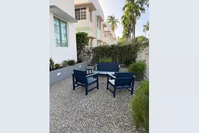 526 15th St #8, Miami Beach, FL 33139 - Photo 2