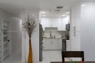 90 E 41st St, Hialeah, FL 33013 - Photo 12