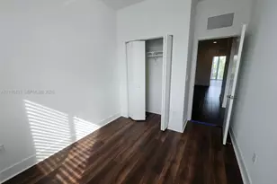 2630 NE 213th St, Miami, FL 33180 - Photo 8