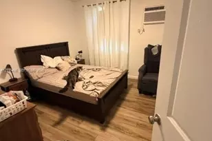 1607 NW 16th Ave, Miami, FL 33125 - Photo 2