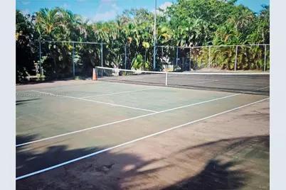 1021 Mockingbird Ln #105, Plantation, FL 33324 - Photo 32