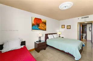 100 Lincoln Rd, Miami Beach, FL 33139 - Photo 22
