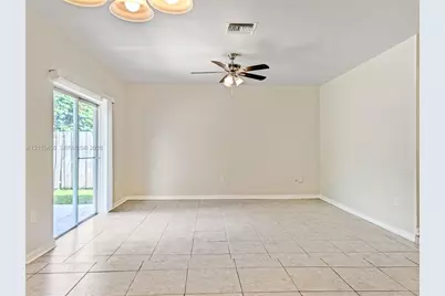 10441 SW 163rd St, Miami, FL 33157 - Photo 8