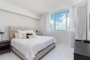 253 NE 2nd St, Miami, FL 33132 - Photo 14