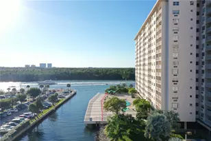 400 Kings Point Dr, Sunny Isles Beach, FL 33160 - Photo 8
