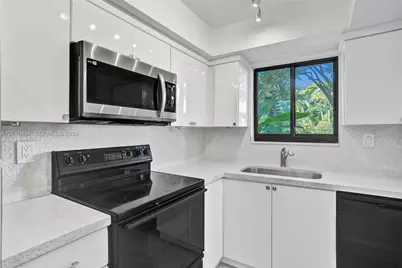 20332 NE 34th Ct #26, Aventura, FL 33180 - Photo 2
