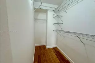 8145 NW 7th St, Miami, FL 33126 - Photo 22