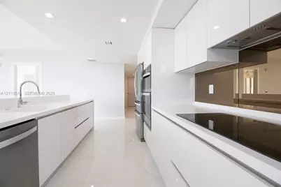 1170 E Hallandale Beach Blvd #1208, Hallandale Beach, FL 33009 - Photo 10