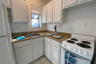 2228 Grant St, Hollywood, FL 33020 - Photo 1