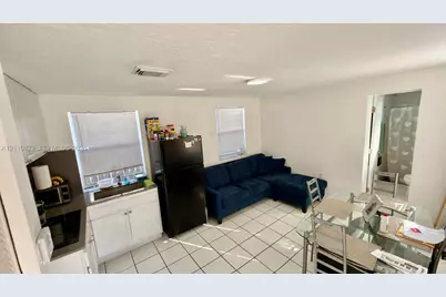 1971 NW 36th Ave, Miami, FL 33125 - Photo 22