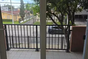 677 SW 9th Ave, Miami, FL 33130 - Photo 22