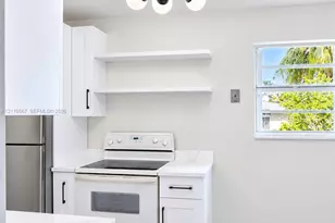 740 N 69th Terrace, Hollywood, FL 33024 - Photo 6