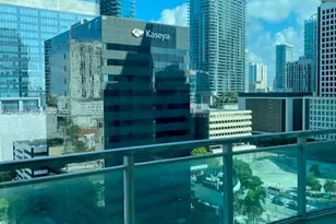 950 Brickell Bay Dr, Miami, FL 33131 - Photo 2