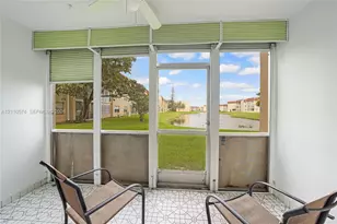 8821 Sunrise Lakes Blvd, Sunrise, FL 33322 - Photo 14
