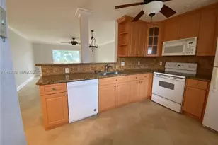 232 NE 12th Ave, Hallandale Beach, FL 33009 - Photo 10