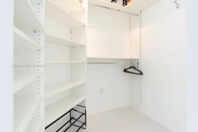 18201 Collins Ave #4709A, Sunny Isles Beach, FL 33160 - Photo 16
