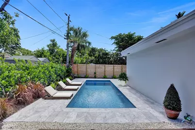 2055 Alamanda Dr #0, North Miami, FL 33181 - Photo 6