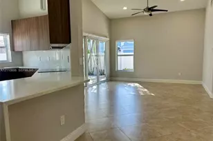 14200 Oak Ridge Dr, Davie, FL 33325 - Photo 8