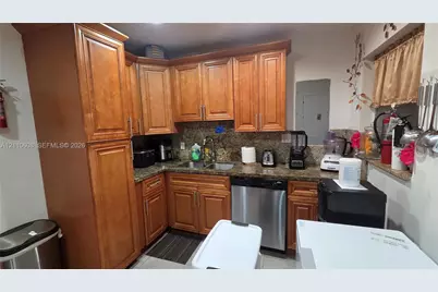 350 NW 188th St, Miami Gardens, FL 33169 - Photo 8