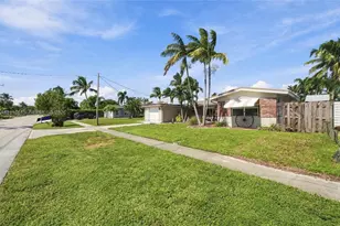 131 SE 12th St, Pompano Beach, FL 33060 - Photo 4