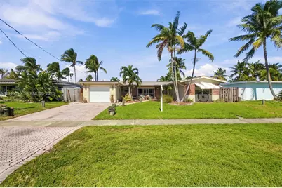 131 SE 12th St, Pompano Beach, FL 33060 - Photo 1