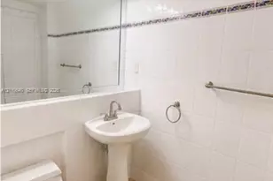15410 SW 82nd Ln, Miami, FL 33193 - Photo 32