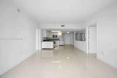 92 SW 3rd St #3603, Miami, FL 33130 - Photo 4