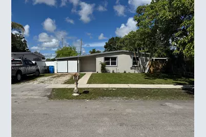 4541 SW 40th St, West Park, FL 33023 - Photo 1