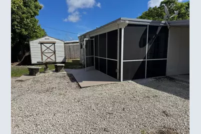 4541 SW 40th St, West Park, FL 33023 - Photo 6