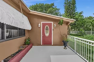 5220 SW 26th Ave, Dania Beach, FL 33312 - Photo 8